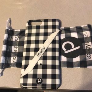 Black and white checkered loopy case for iPhone 8+